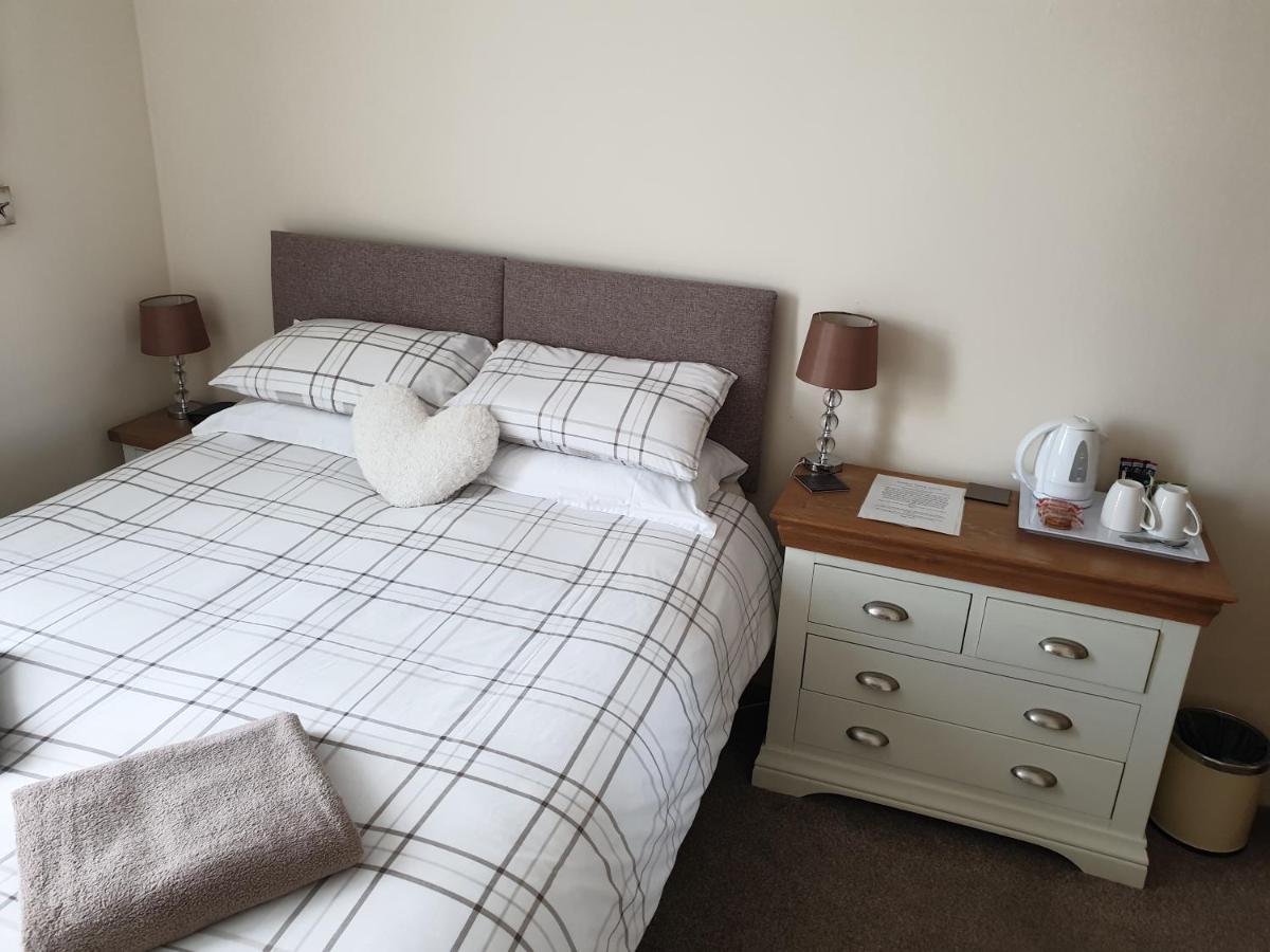 Crofton Guest House 웨이머스만 외부 사진