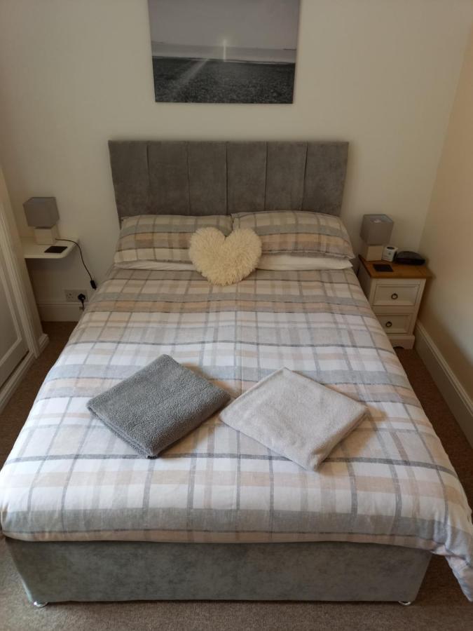 Crofton Guest House 웨이머스만 외부 사진