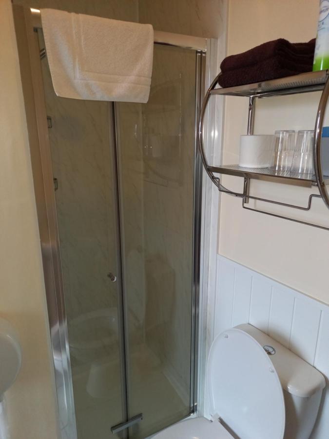 Crofton Guest House 웨이머스만 외부 사진