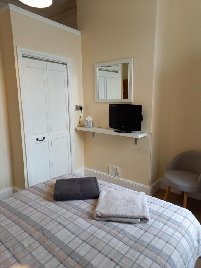 Crofton Guest House 웨이머스만 외부 사진