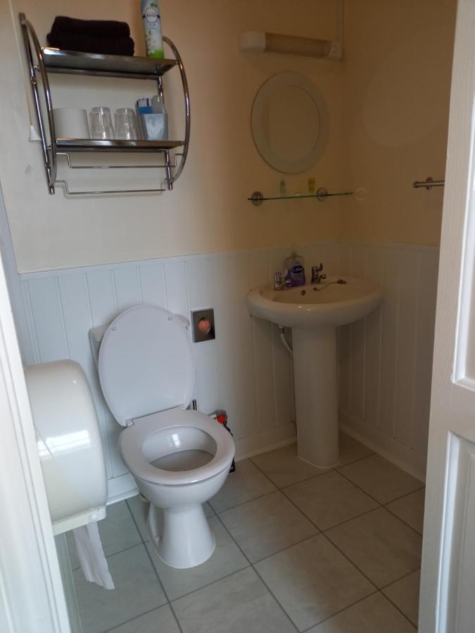Crofton Guest House 웨이머스만 외부 사진