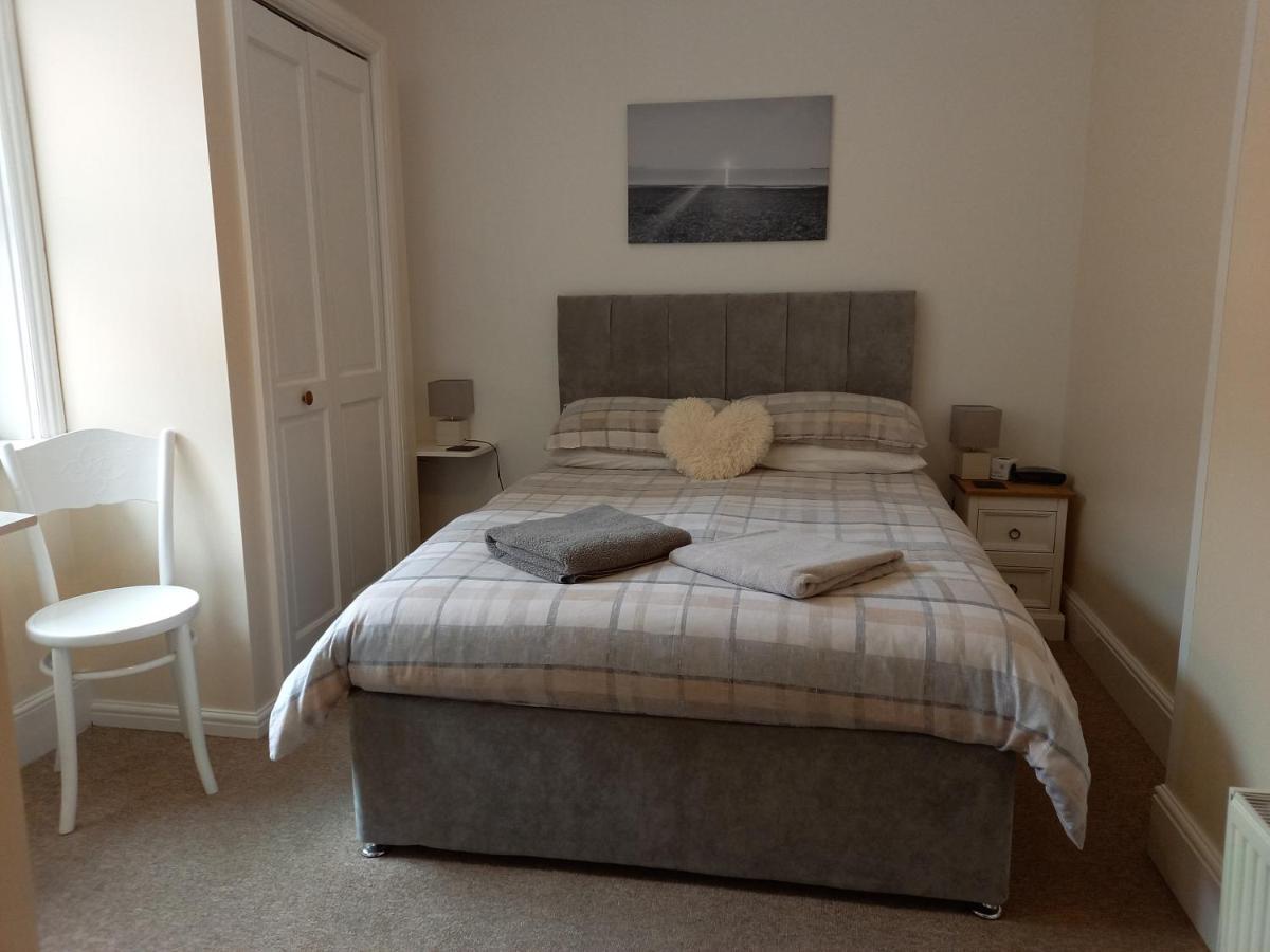 Crofton Guest House 웨이머스만 외부 사진