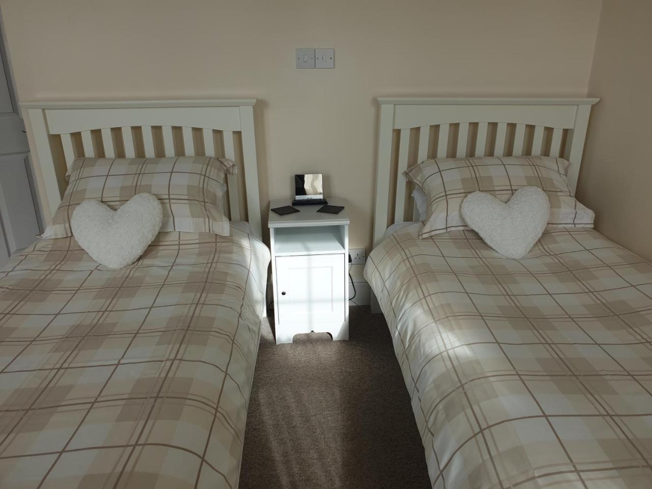 Crofton Guest House 웨이머스만 외부 사진