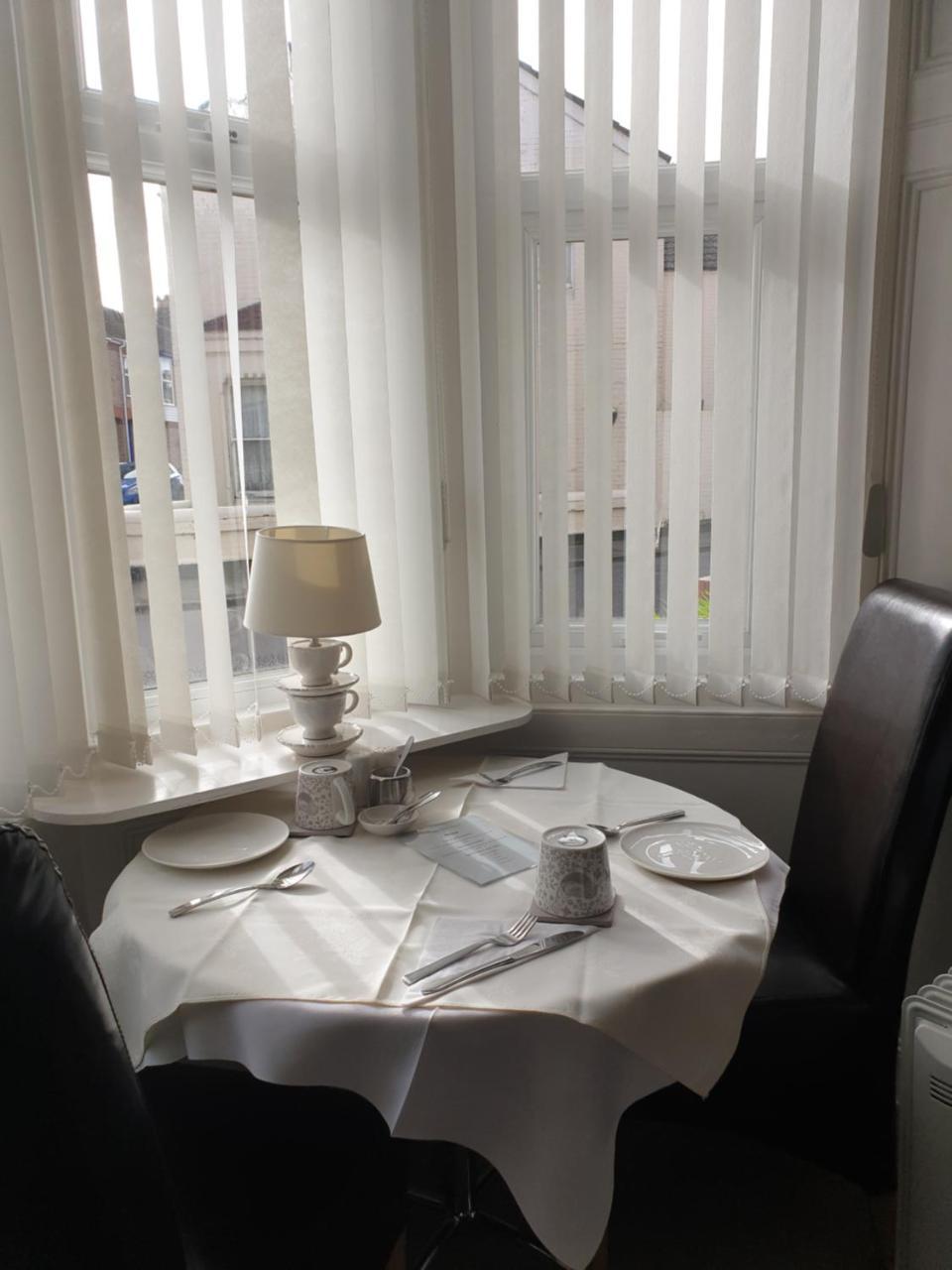 Crofton Guest House 웨이머스만 외부 사진